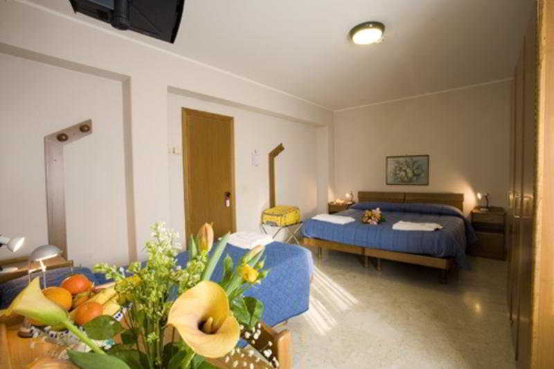 Hotel Villa Mater Катанія Екстер'єр фото