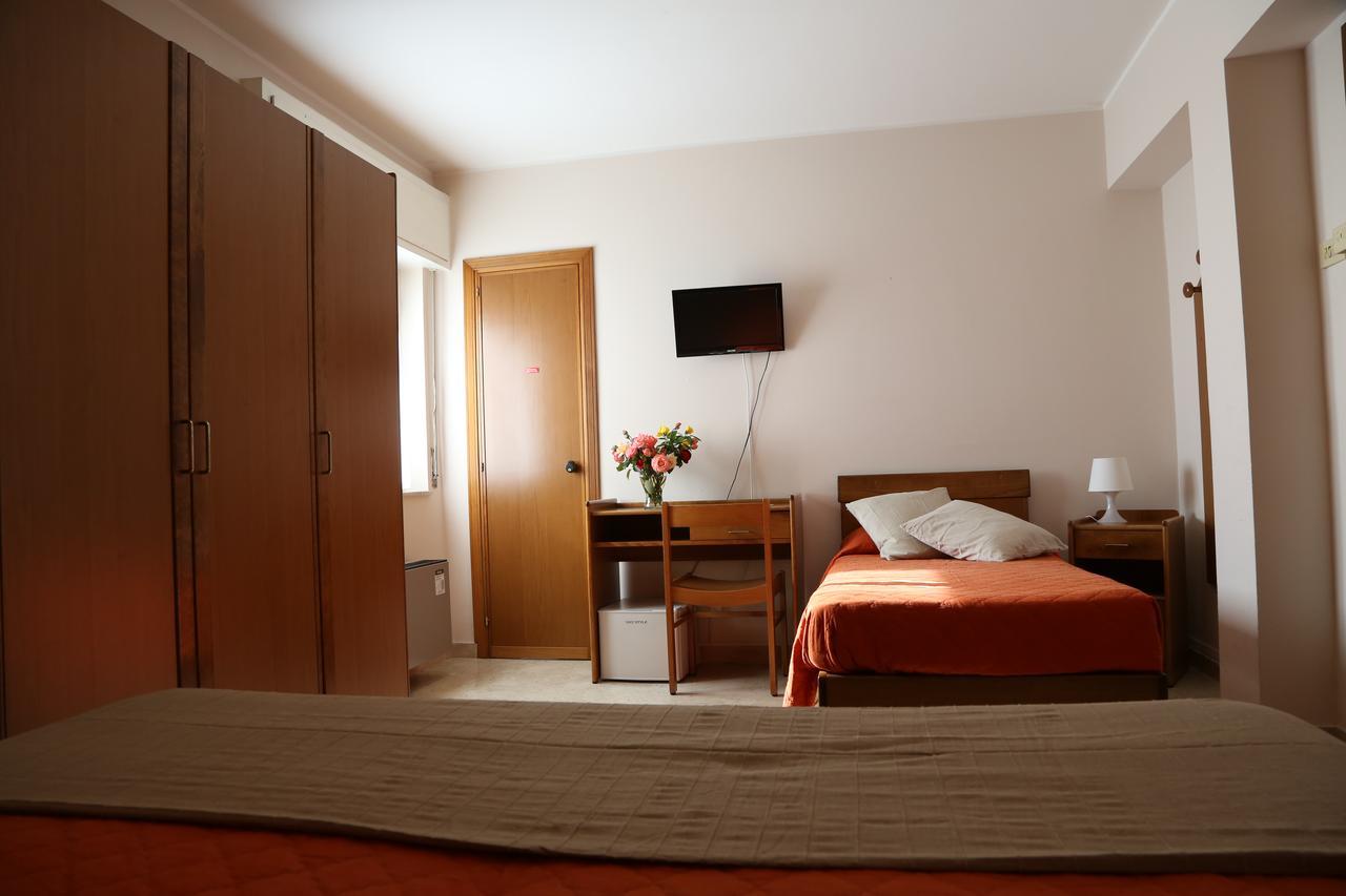 Hotel Villa Mater Катанія Екстер'єр фото