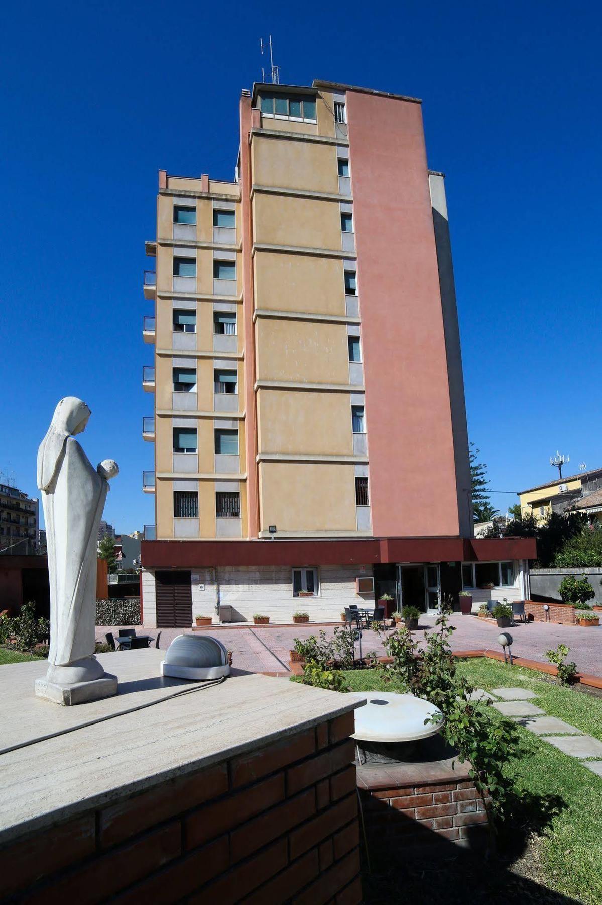Hotel Villa Mater Катанія Екстер'єр фото