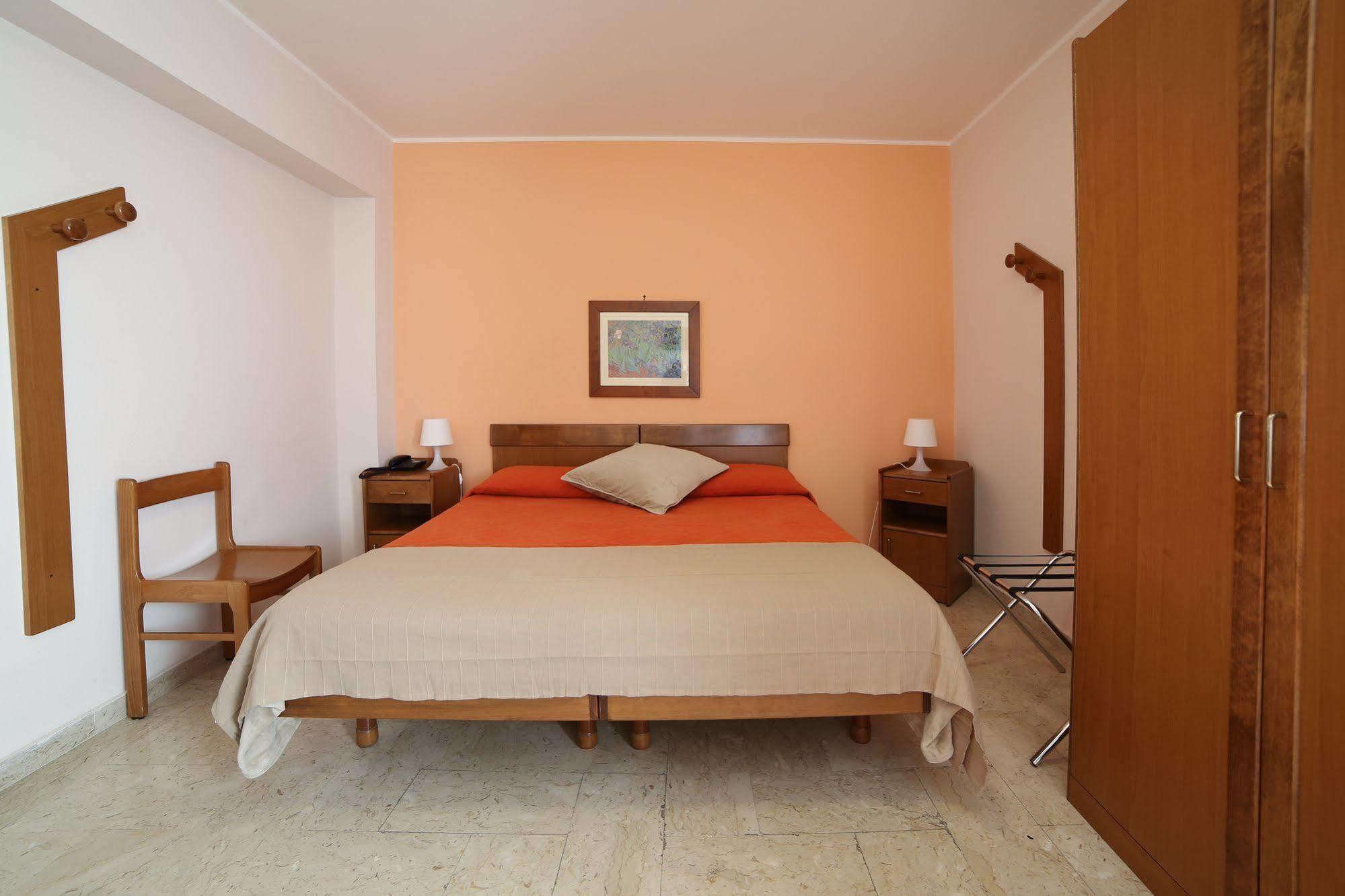 Hotel Villa Mater Катанія Екстер'єр фото